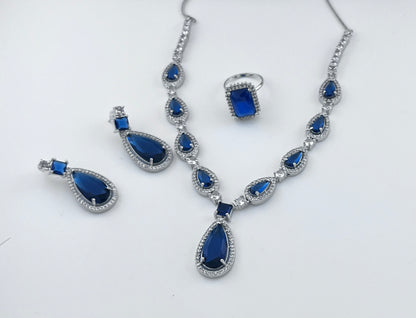 Single layer teardrop style Necklace